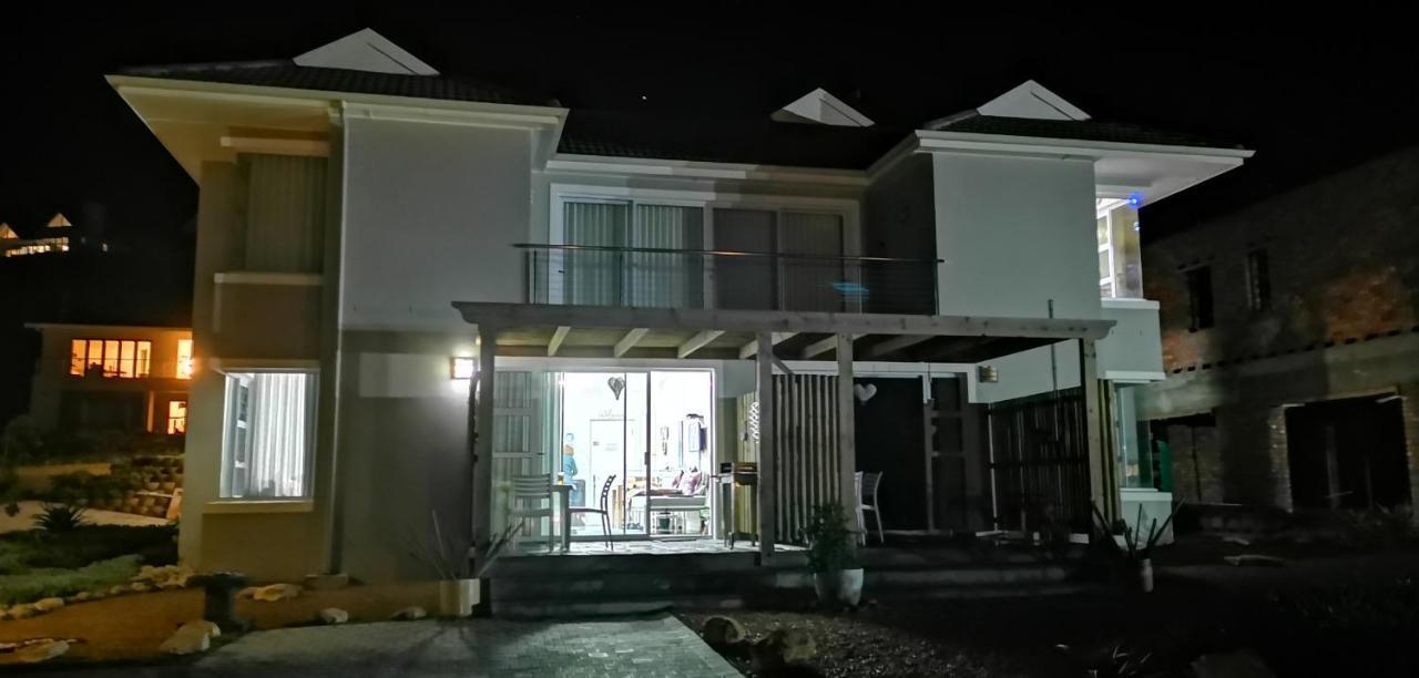 Appartamento 21 On Bakoond Yzerfontein Esterno foto