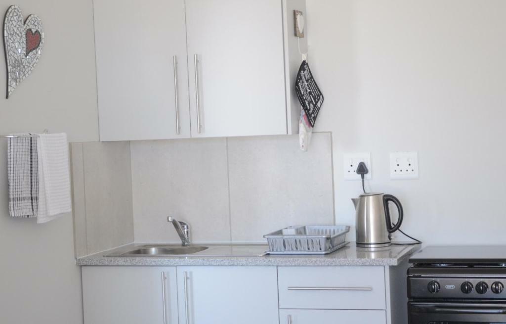 Appartamento 21 On Bakoond Yzerfontein Esterno foto